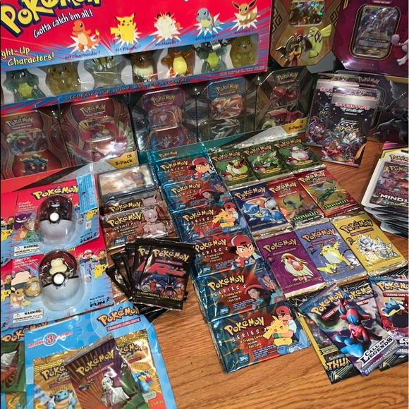 Pokemon Other - Pokémon Mystery Box!